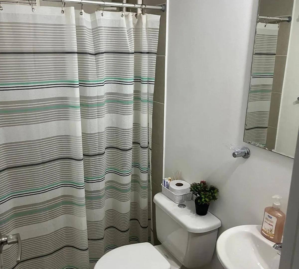 Apto Cerca Malecon, Turismo Y C C Para 4 Apartment Barranquilla