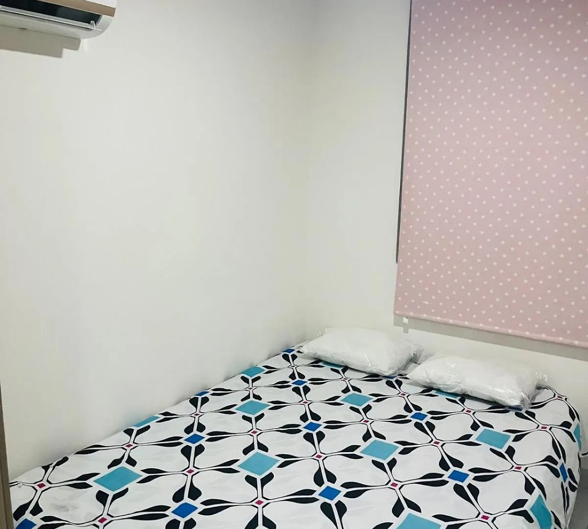 Apto Cerca Malecon, Turismo Y C C Para 4 Apartment Barranquilla  Colombia